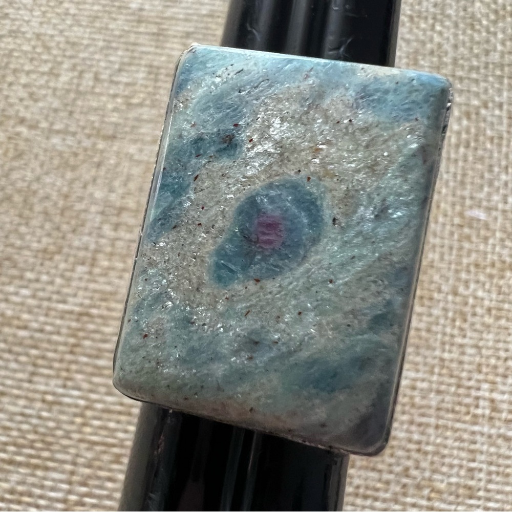 New Ruby Fuchsite Stone Crystal Silver Overlay Ring Size 7.75